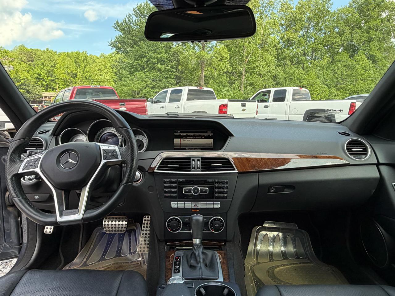 Mercedes-Benz C-Class C250 Luxury Sedan 2014