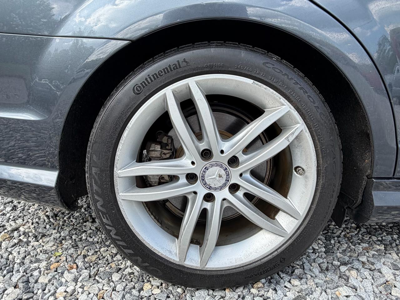 Mercedes-Benz C-Class C250 Luxury Sedan 2014