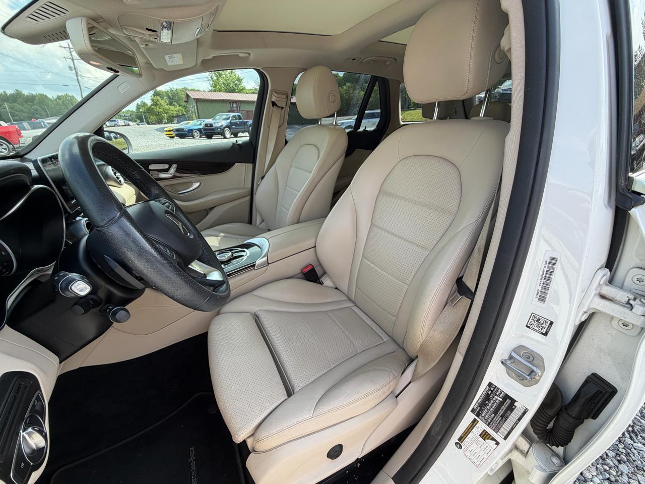 Mercedes-Benz GLC-Class GLC300 2017