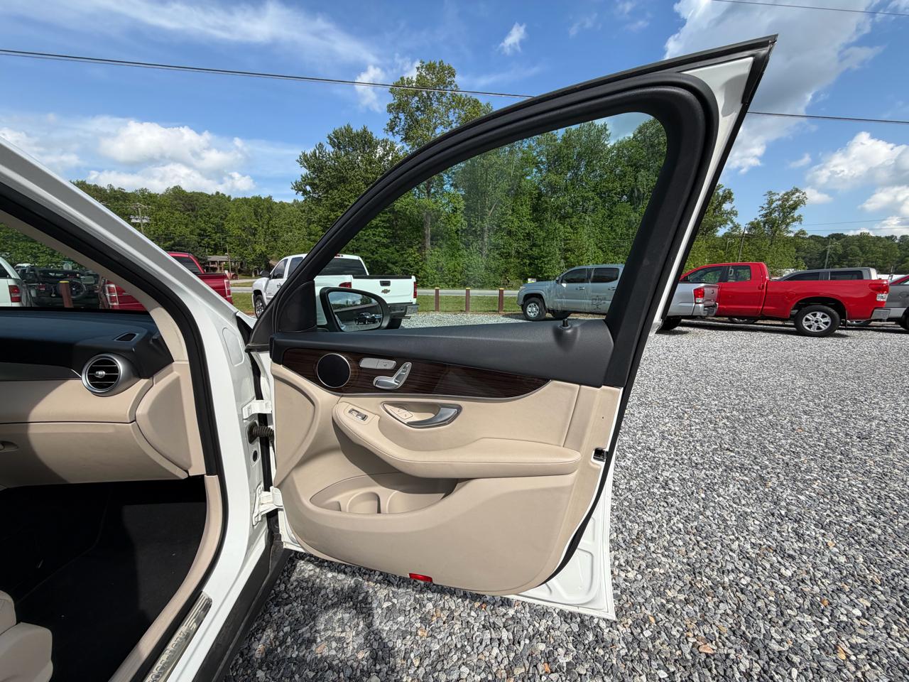 Mercedes-Benz GLC-Class GLC300 2017