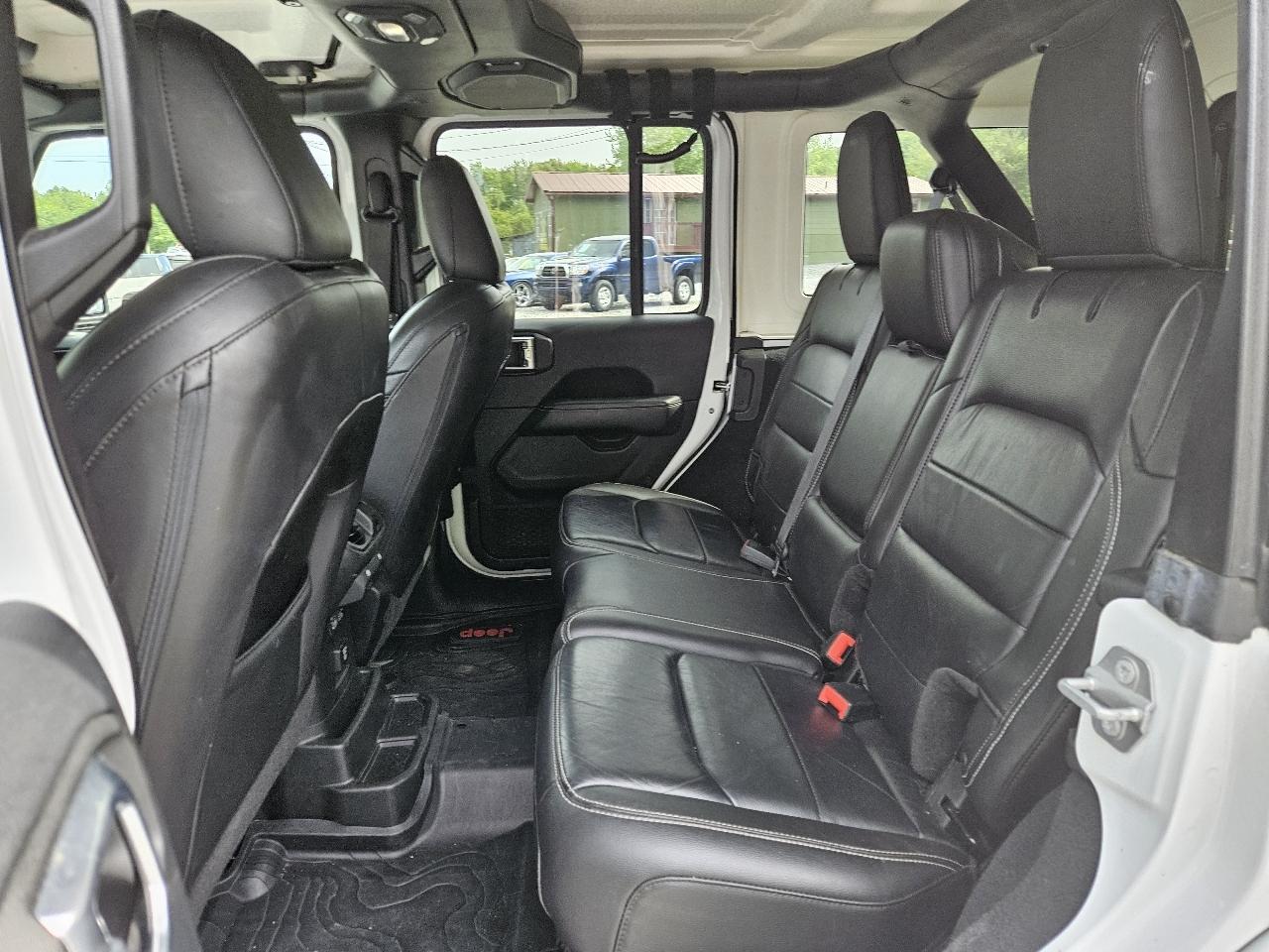 Jeep Wrangler Unlimited Sahara 2018