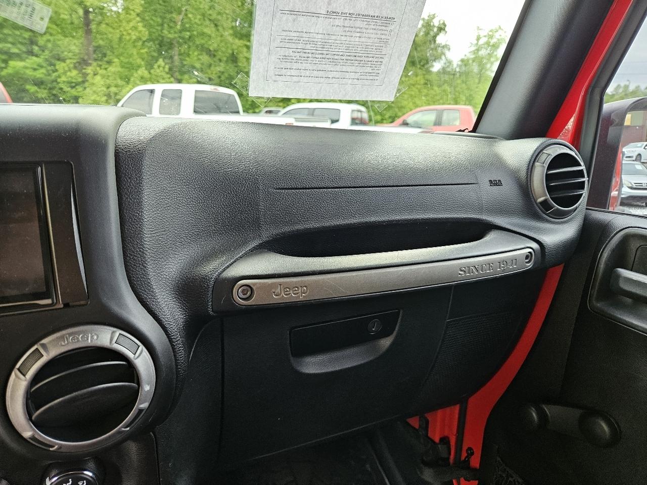 Jeep Wrangler Sport 4WD 2015
