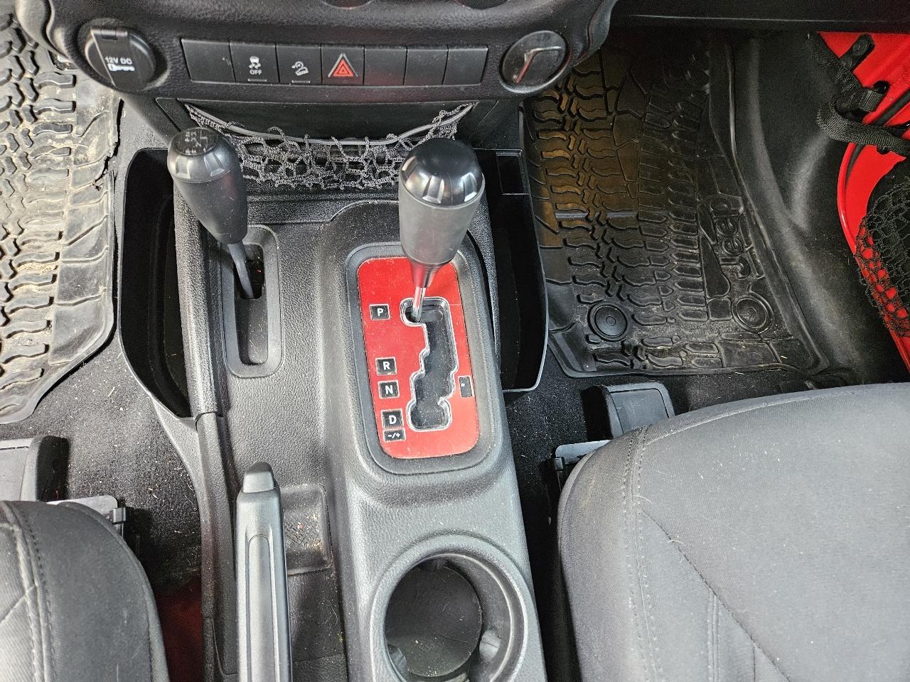 Jeep Wrangler Sport 4WD 2015