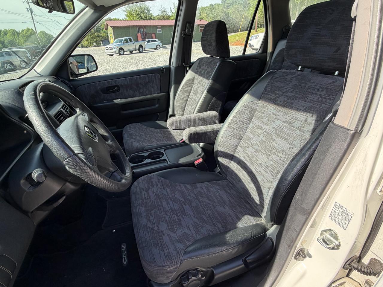 Honda CR-V LX 2WD 2003