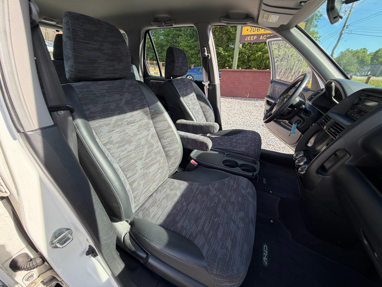 Honda CR-V LX 2WD 2003