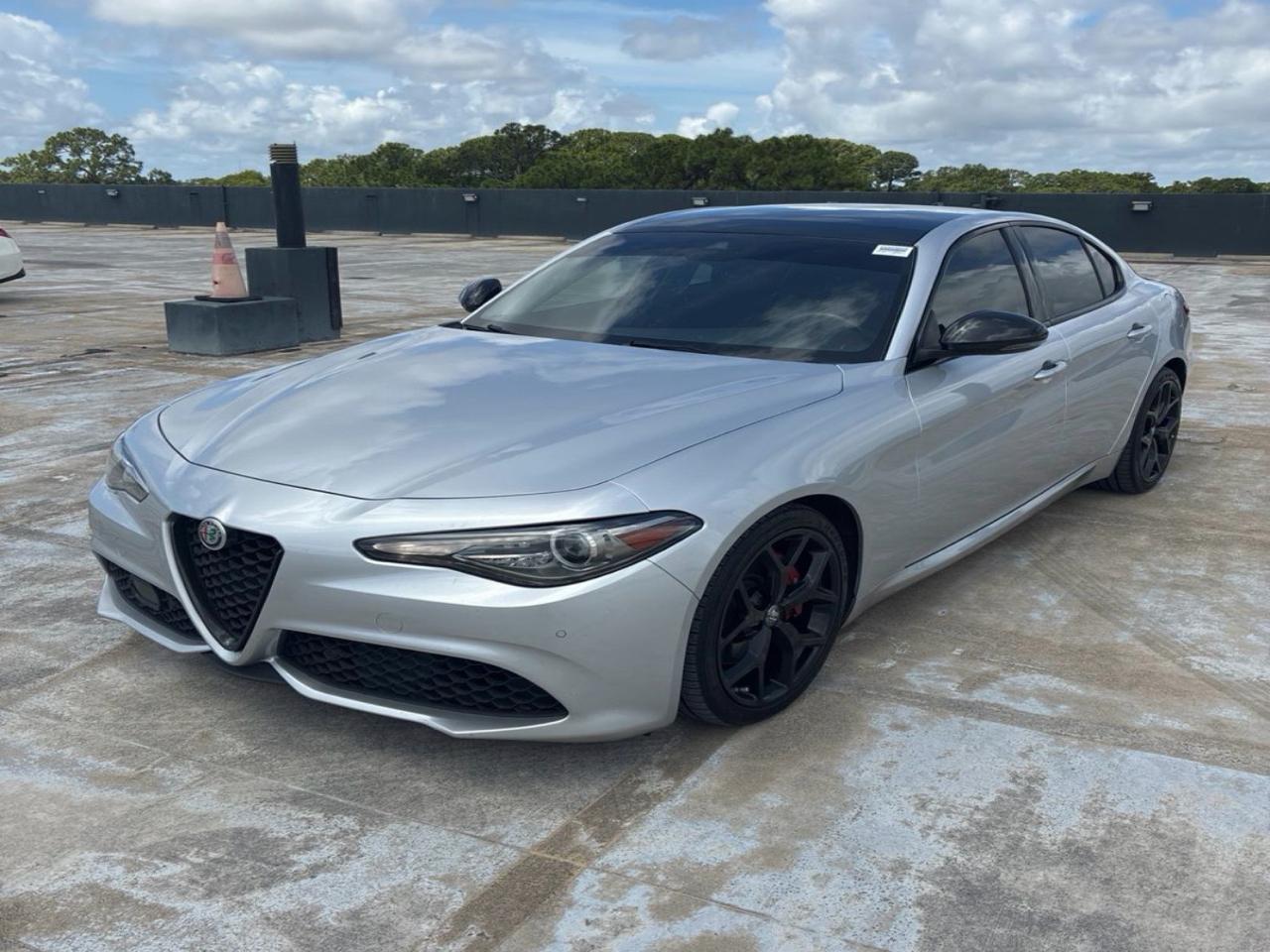 2020 Alfa Romeo Giulia 2.0 Sport Auto's photo