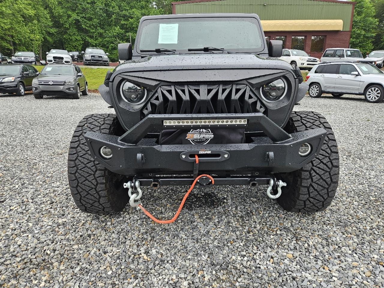 Jeep Wrangler Unlimited Sport 2018