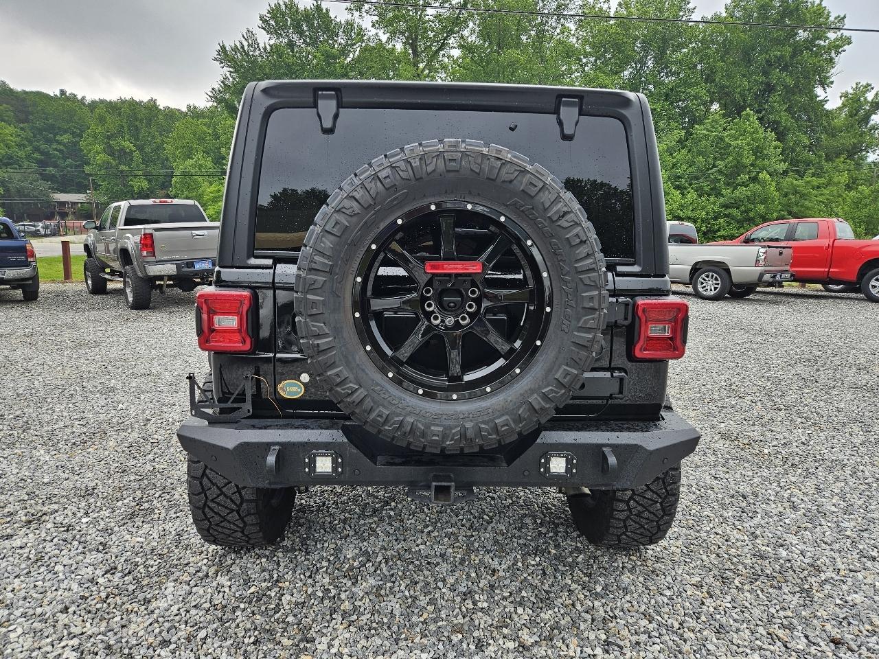 Jeep Wrangler Unlimited Sport 2018