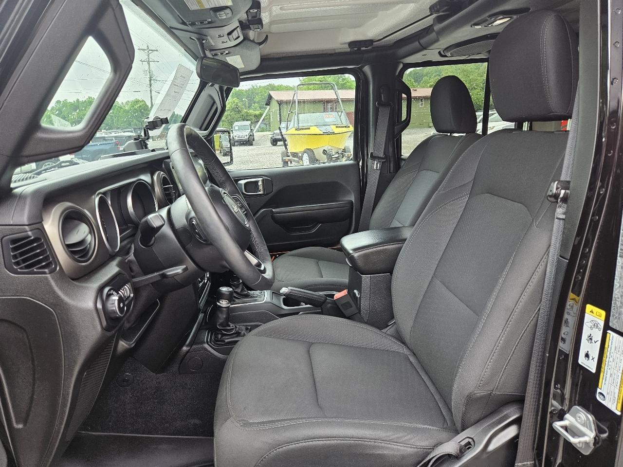 Jeep Wrangler Unlimited Sport 2018
