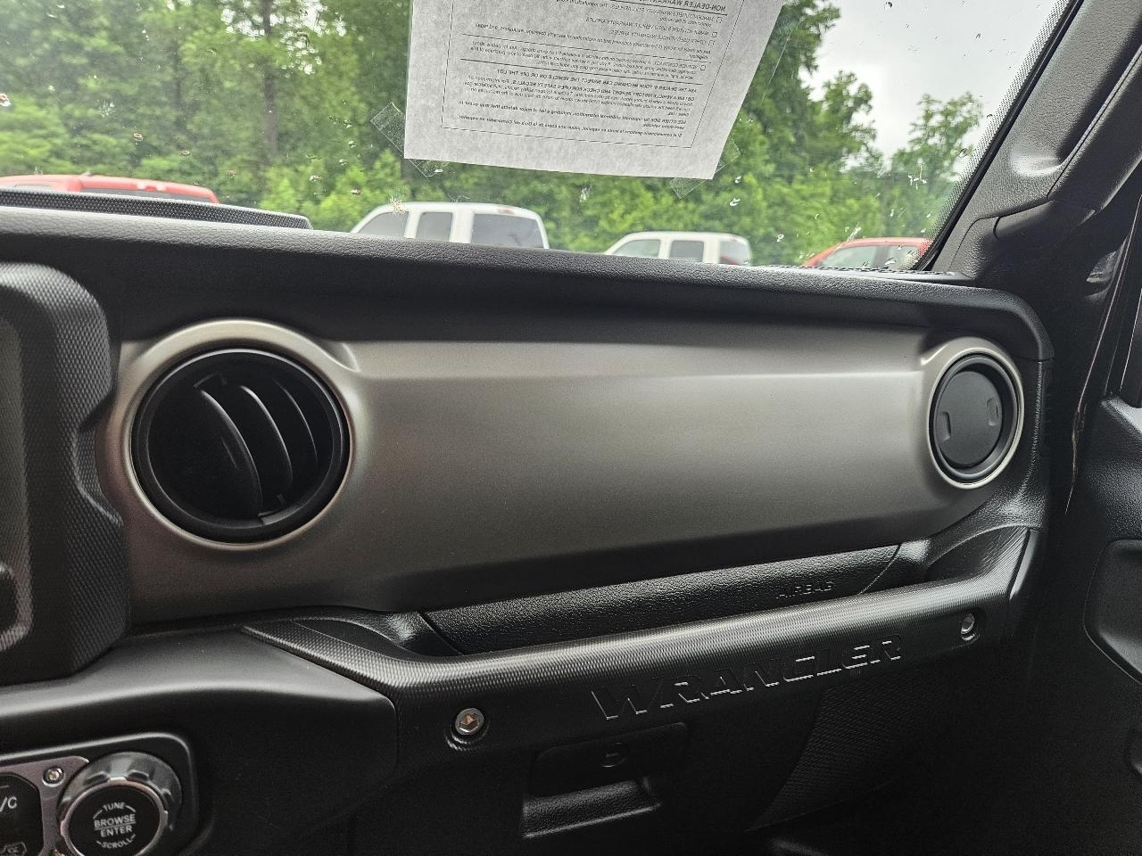 Jeep Wrangler Unlimited Sport 2018