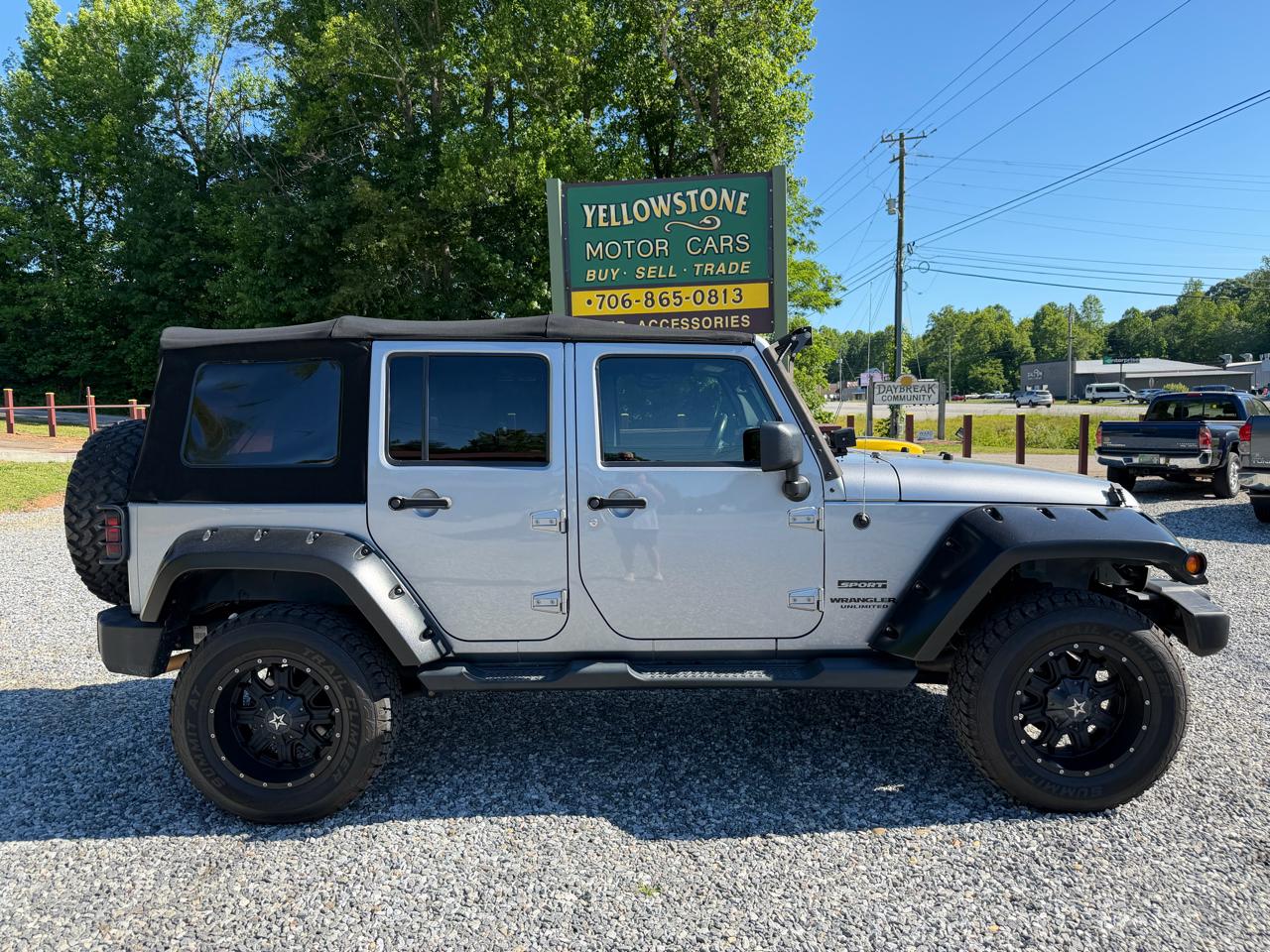 2014 Jeep Wrangler Sport's photo