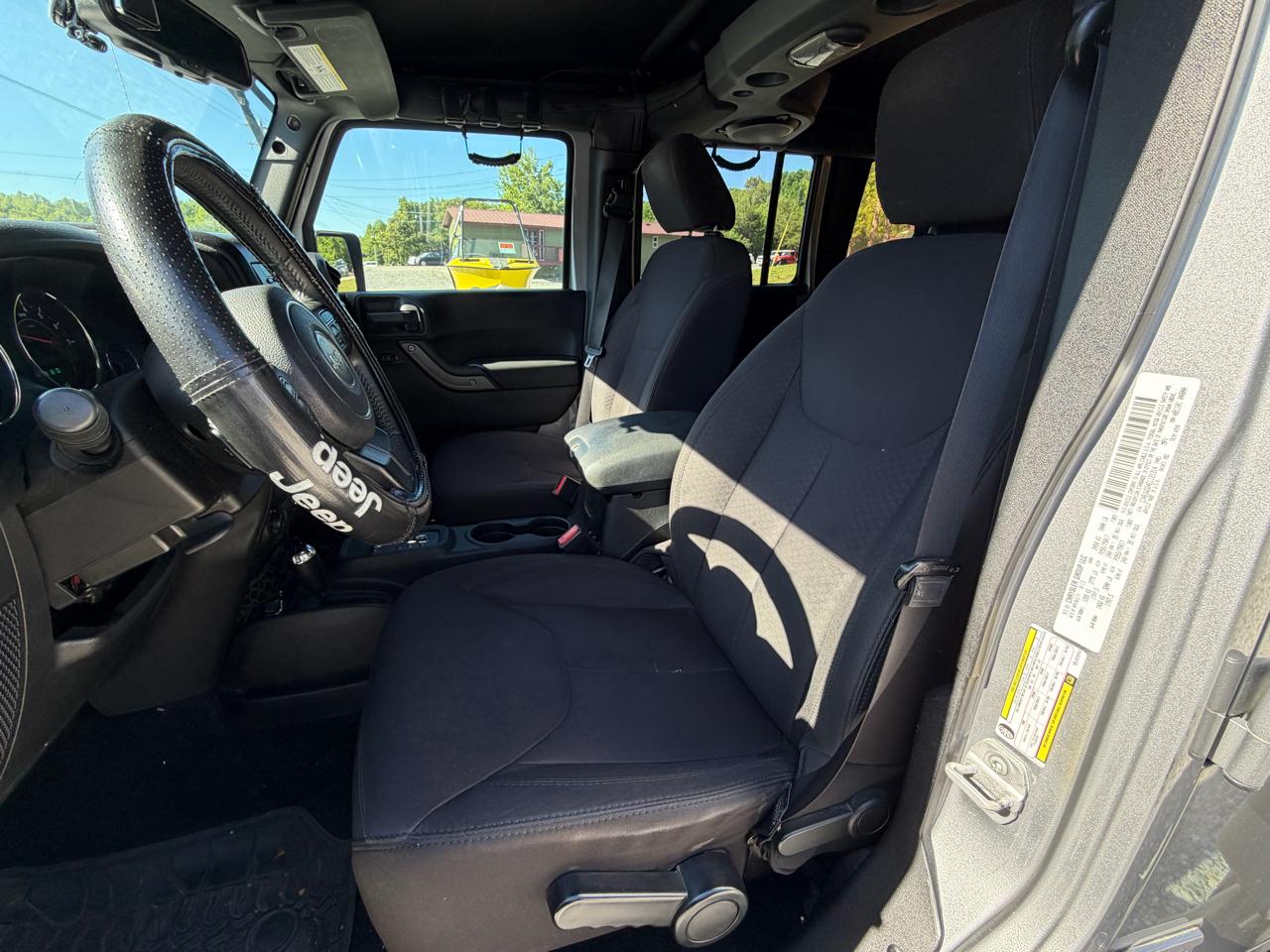 Jeep Wrangler Unlimited Sport 4WD 2014