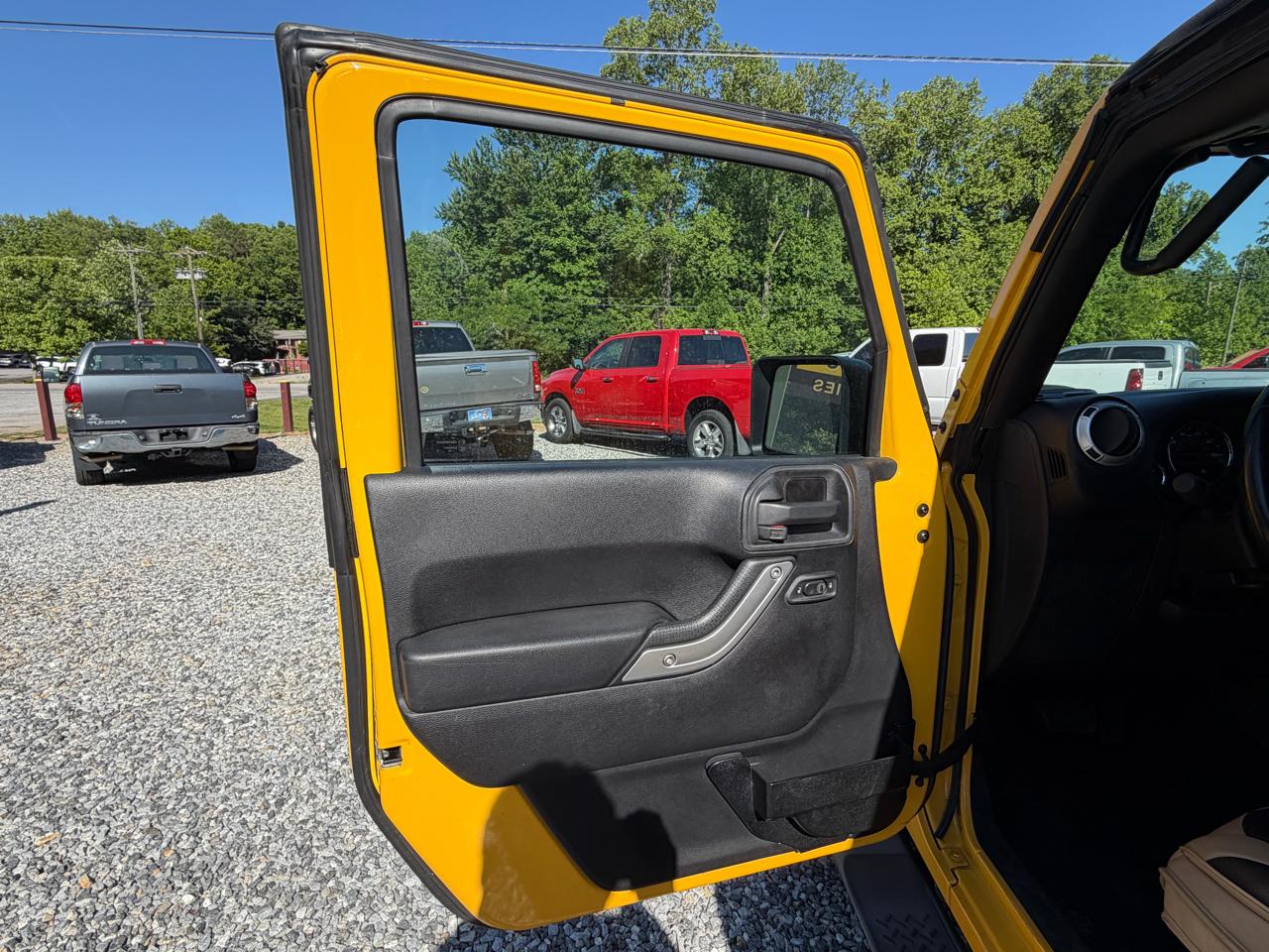 Jeep Wrangler Unlimited Sahara 4WD 2015