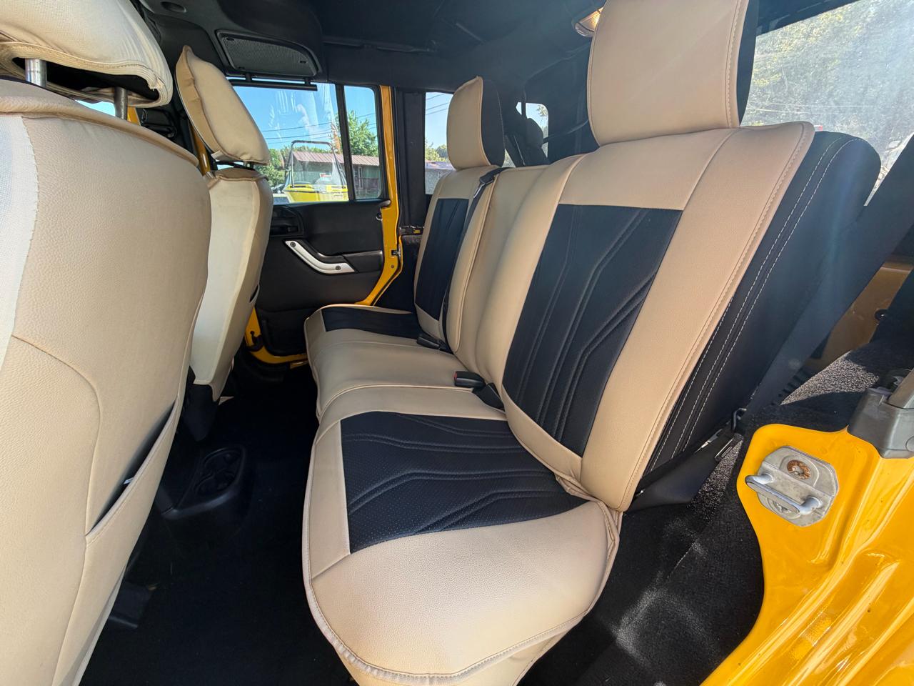Jeep Wrangler Unlimited Sahara 4WD 2015
