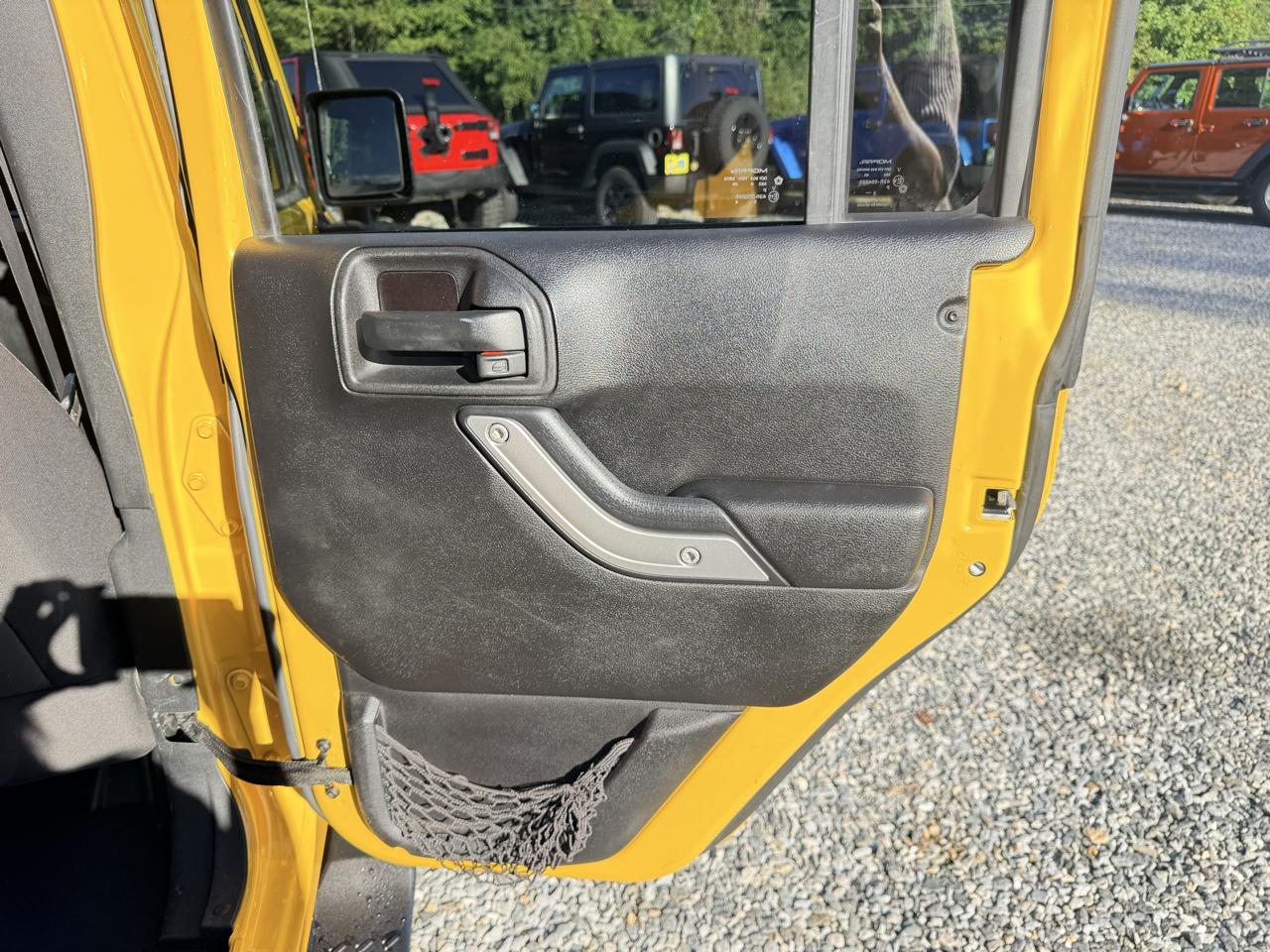 Jeep Wrangler Unlimited Sahara 4WD 2015