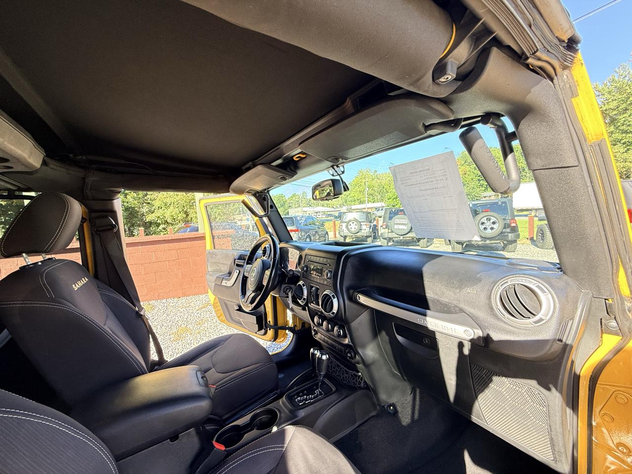 Jeep Wrangler Unlimited Sahara 4WD 2015
