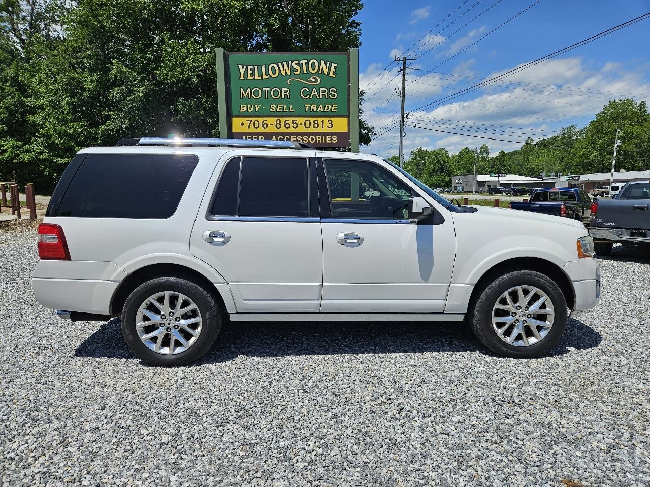 2017 Ford Expedition Limited's photo