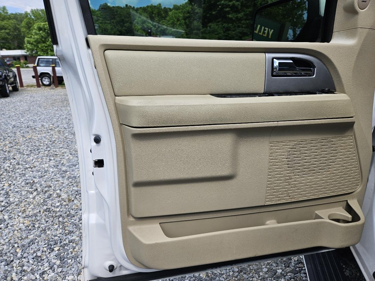 Ford Expedition Limited 2WD 2017
