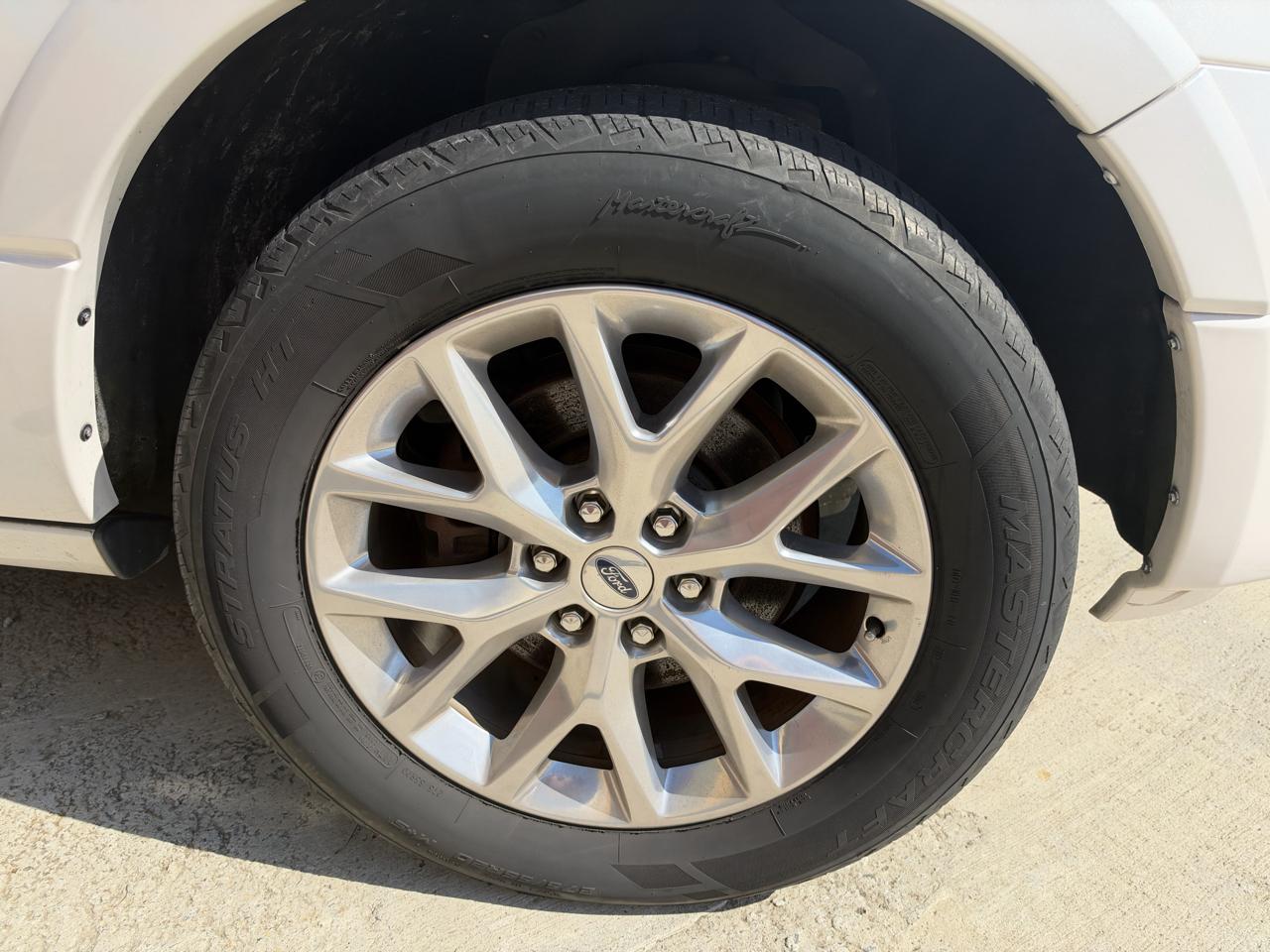 Ford Expedition Limited 2WD 2017