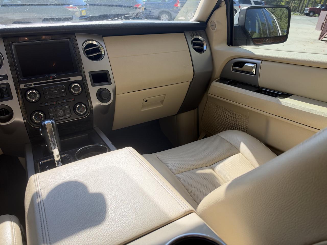 Ford Expedition Limited 2WD 2017