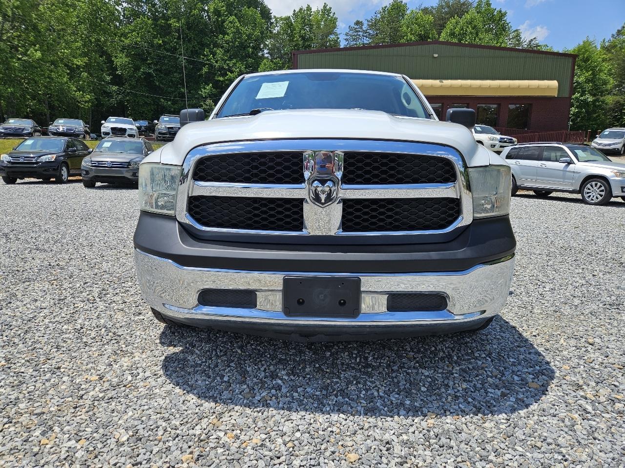 RAM 1500 Tradesman Crew Cab SWB 2WD 2013