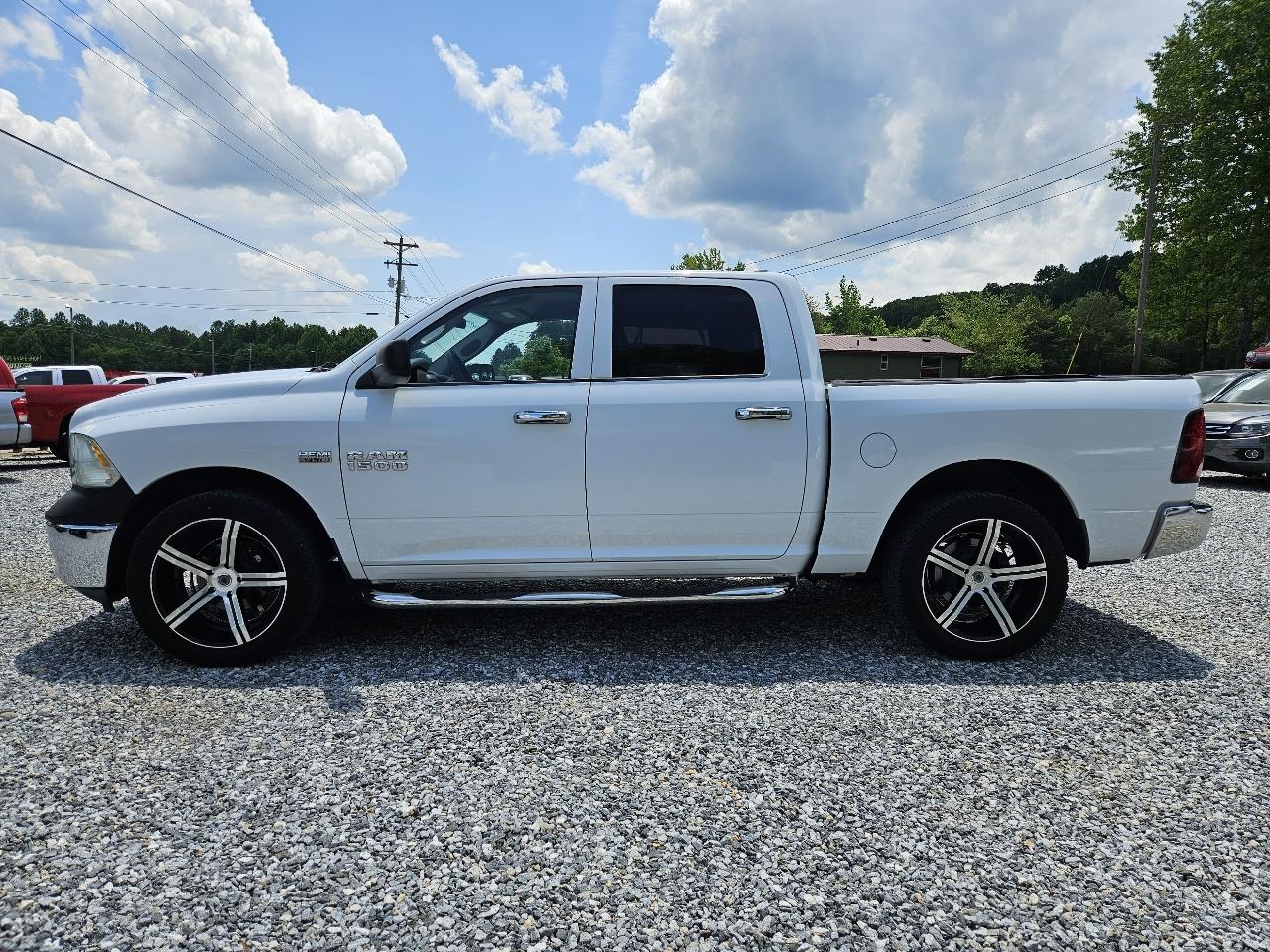 RAM 1500 Tradesman Crew Cab SWB 2WD 2013