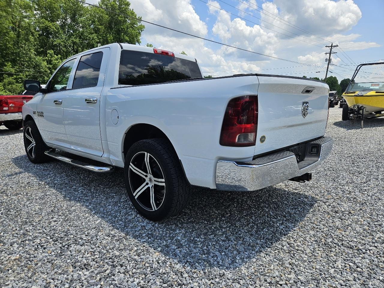 RAM 1500 Tradesman Crew Cab SWB 2WD 2013