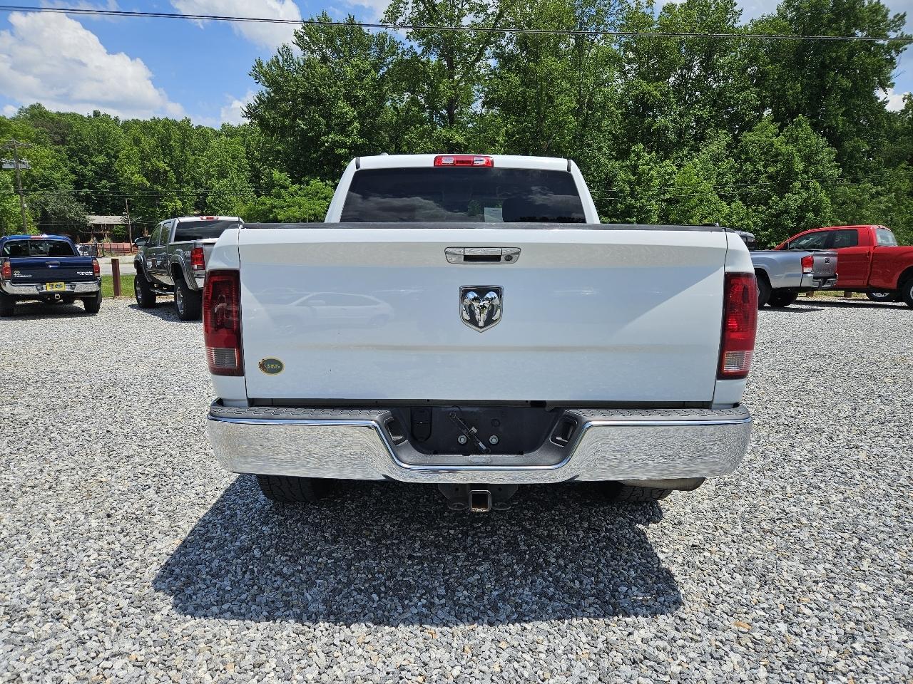 RAM 1500 Tradesman Crew Cab SWB 2WD 2013