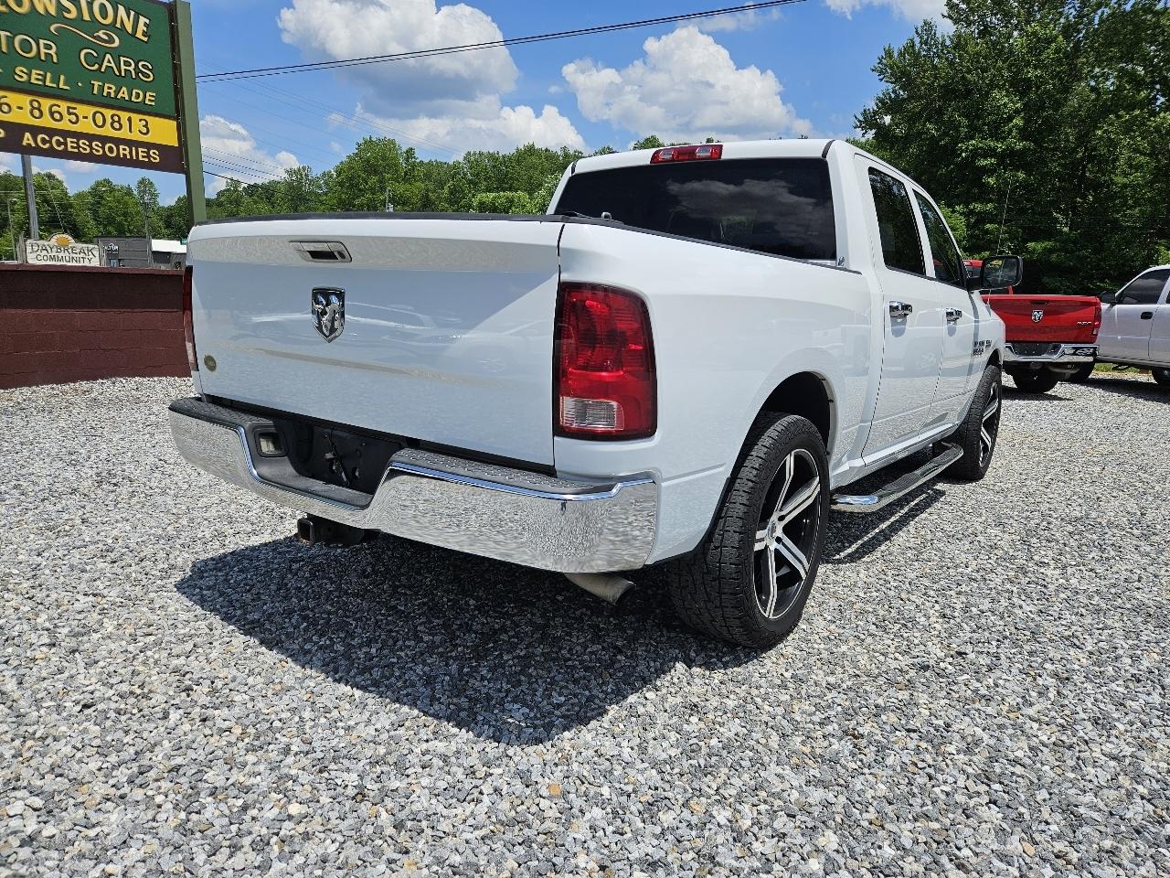 RAM 1500 Tradesman Crew Cab SWB 2WD 2013