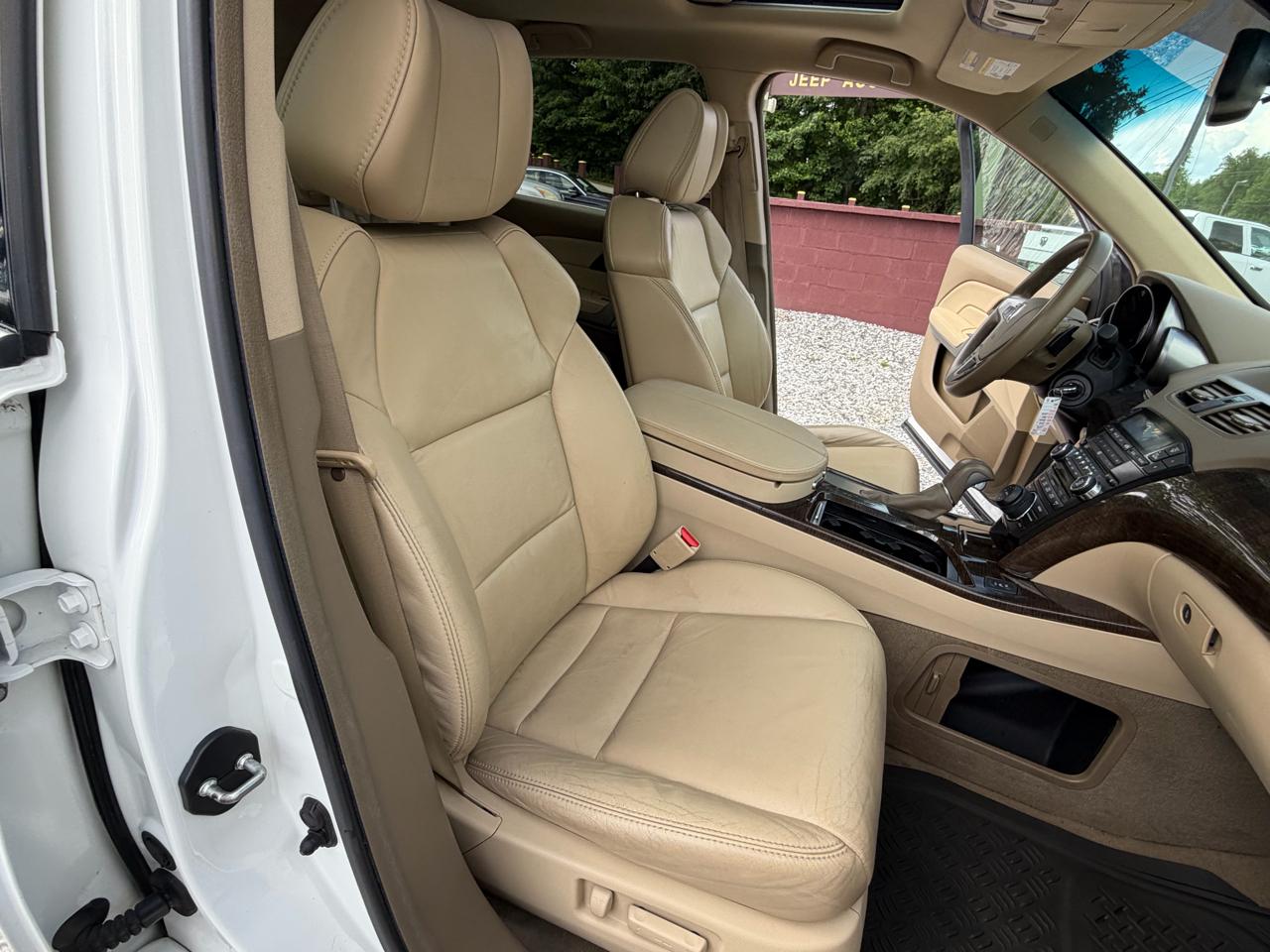 Acura MDX 6-Spd AT w/Tech and Entertainment Package 2012