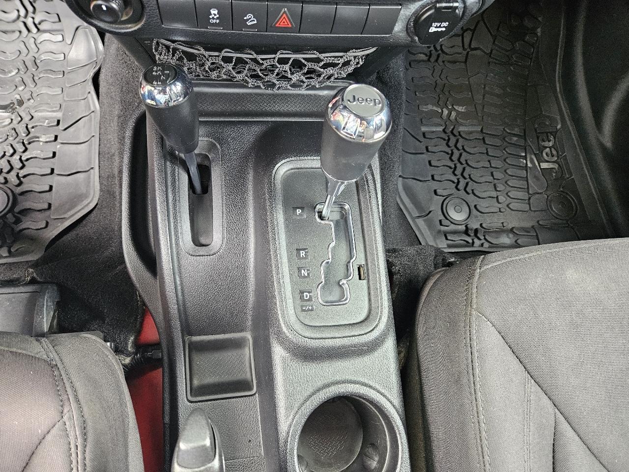 Jeep Wrangler Sport 4WD 2014