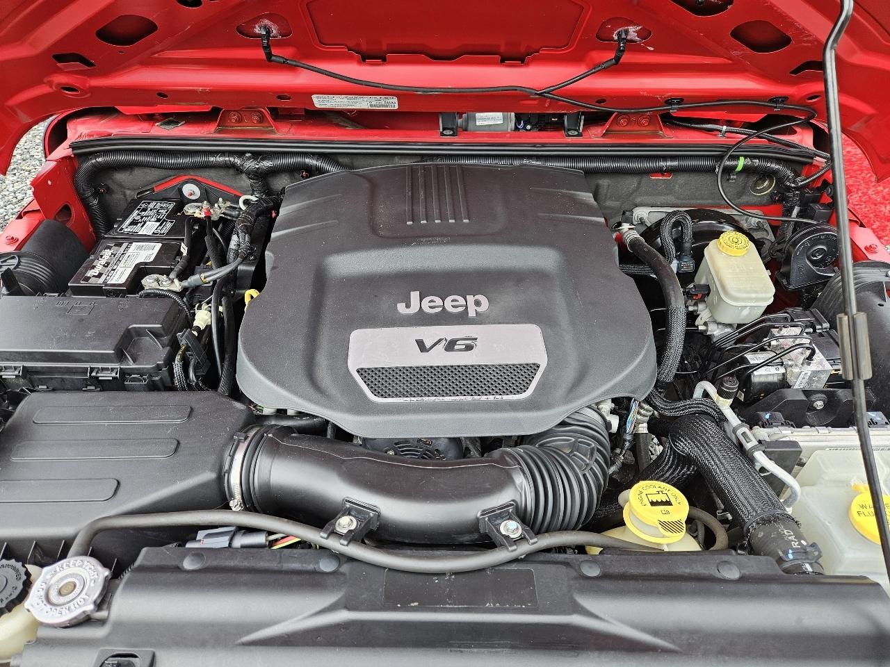 Jeep Wrangler Sport 4WD 2014