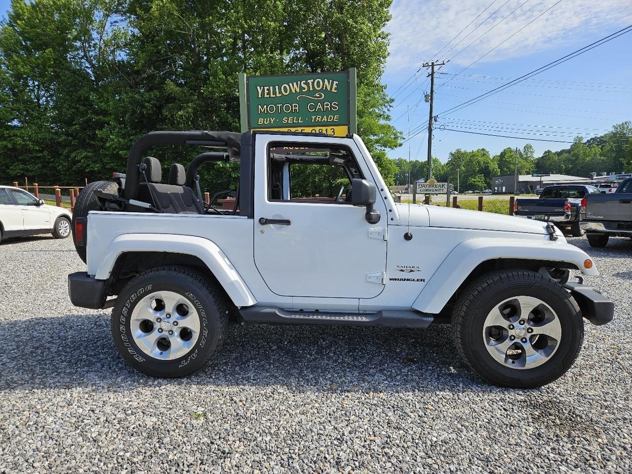 Jeep Wrangler Sahara 4WD 2017