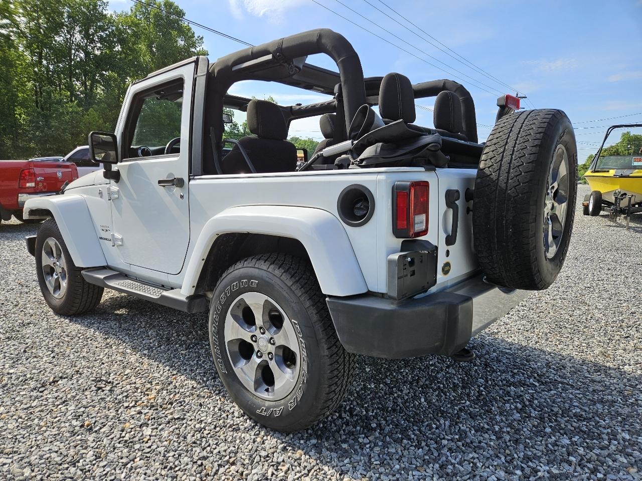 Jeep Wrangler Sahara 4WD 2017