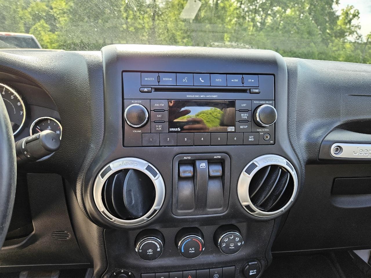 Jeep Wrangler Sahara 4WD 2017