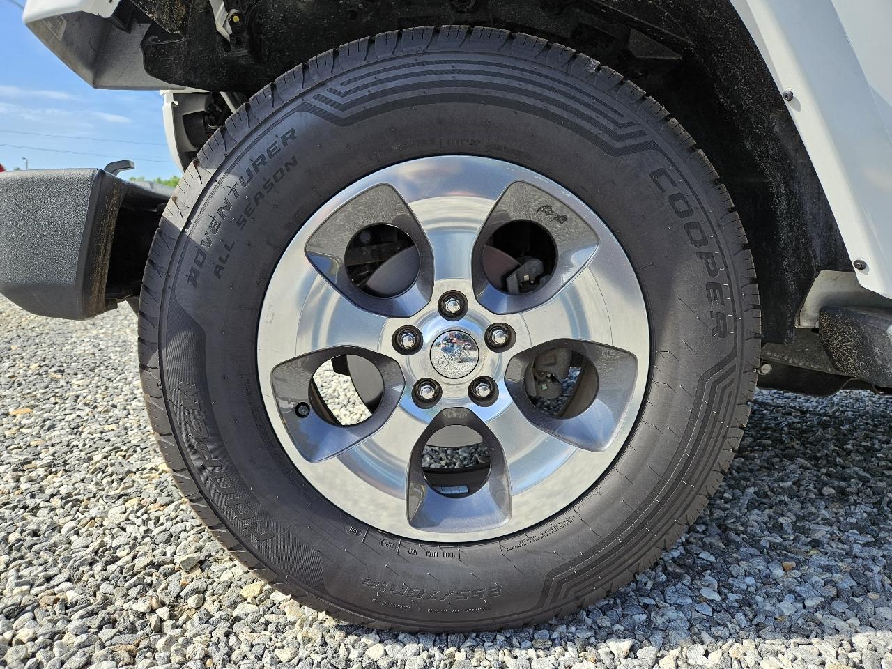 Jeep Wrangler Sahara 4WD 2017