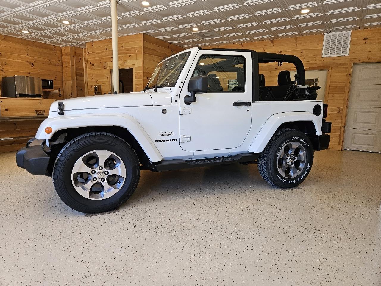 2017 Jeep Wrangler Sahara 4WD