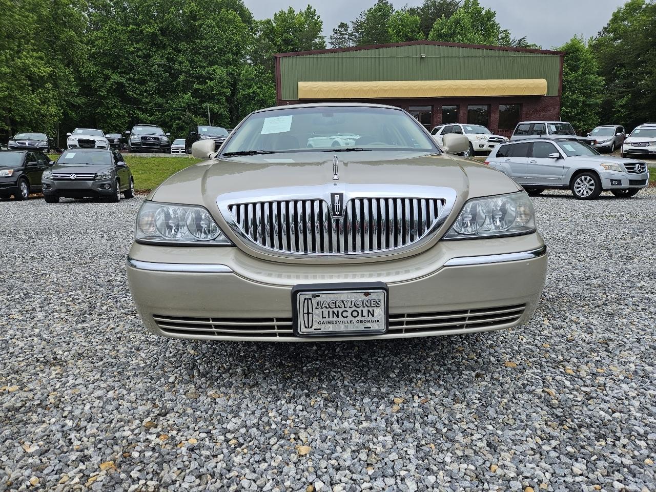 Lincoln Town Car Signature 2007