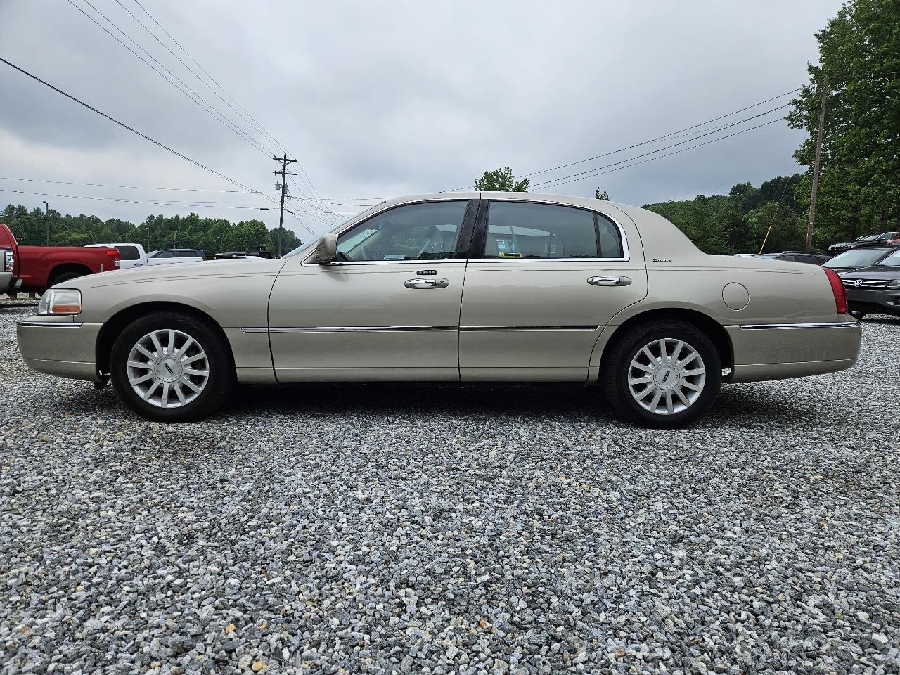 Lincoln Town Car Signature 2007