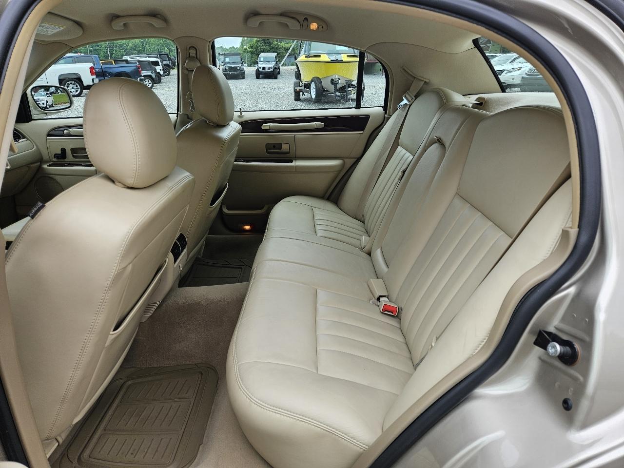 Lincoln Town Car Signature 2007