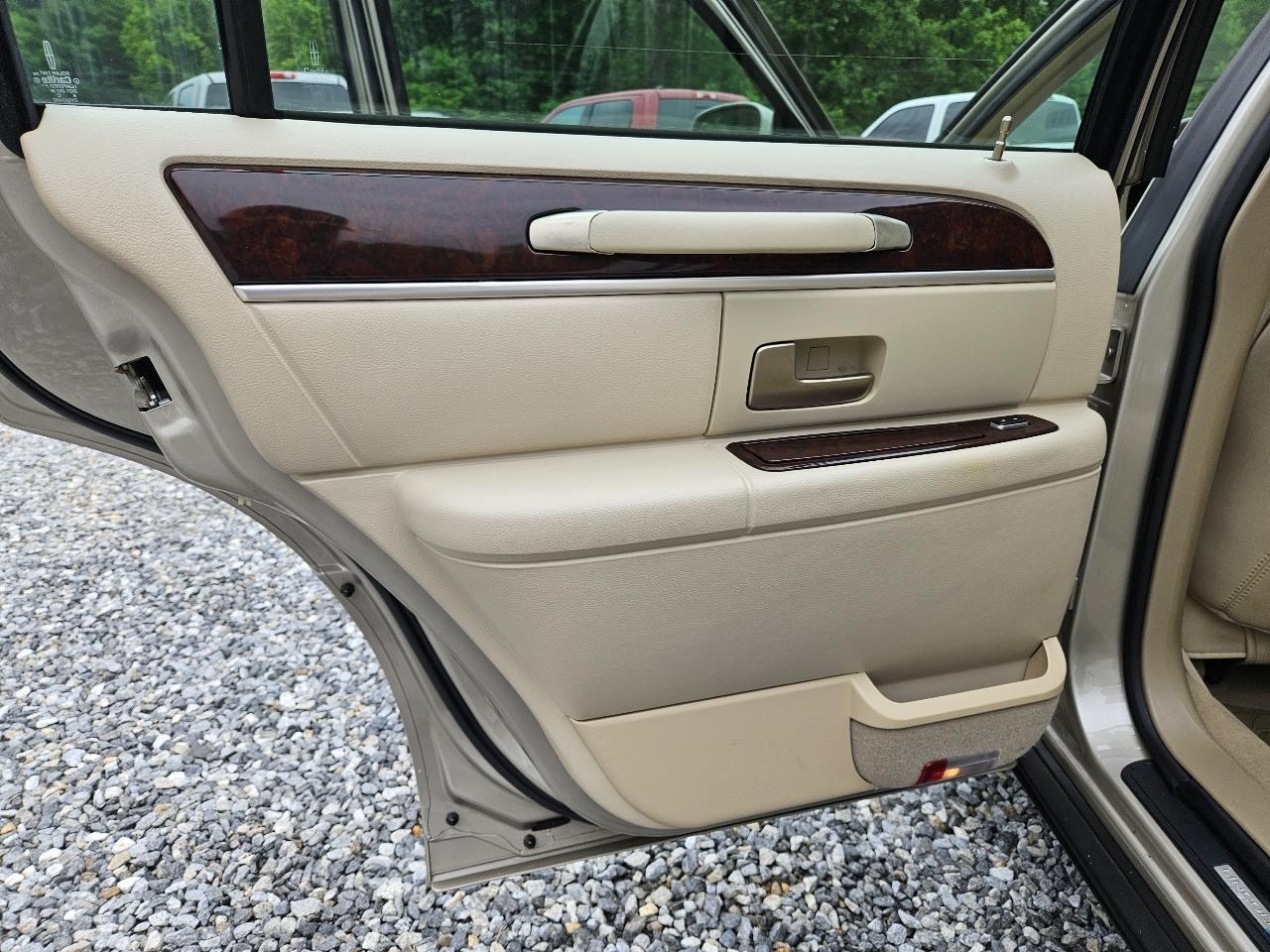 Lincoln Town Car Signature 2007