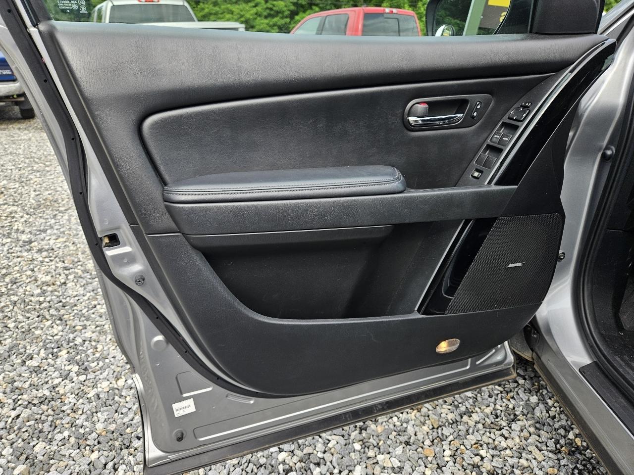 Mazda CX-9 Touring AWD 2011
