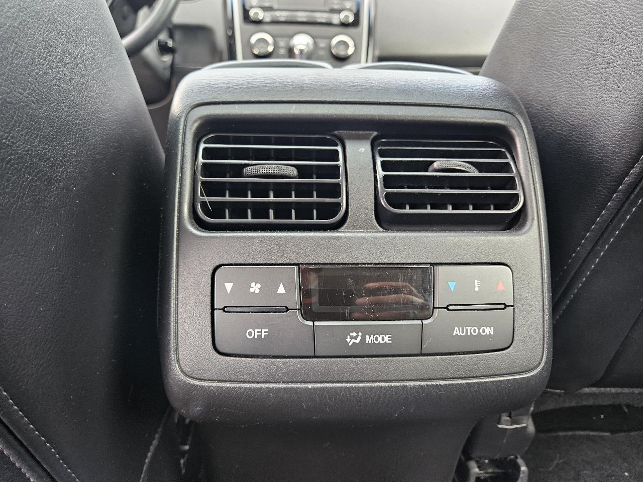 Mazda CX-9 Touring AWD 2011