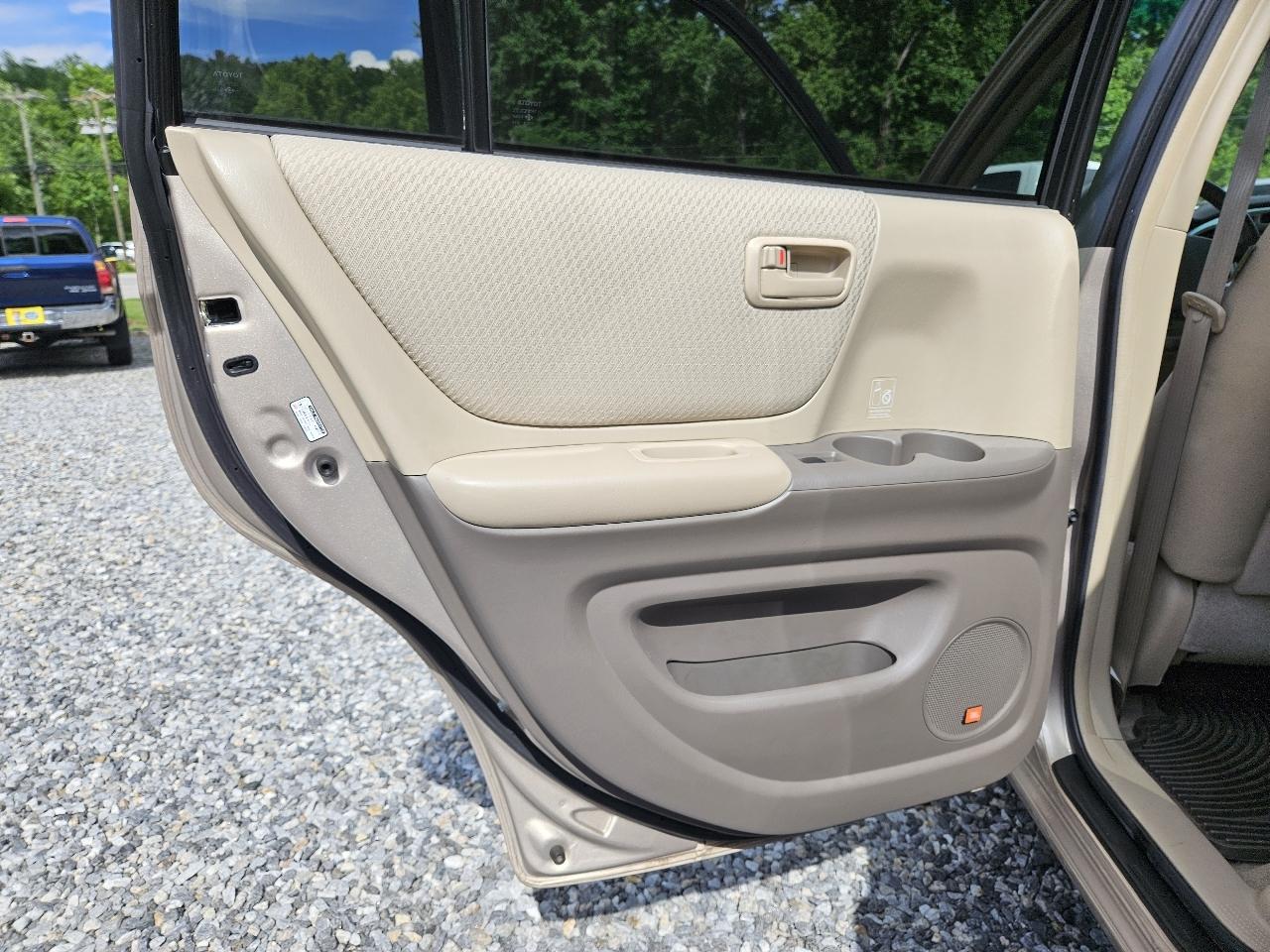 Toyota Highlander Hybrid Limited 2WD 2006