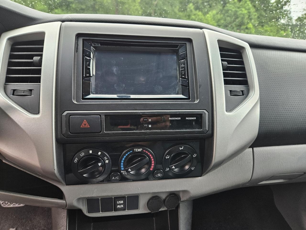 Toyota Tacoma PreRunner Double Cab V6 Auto 2WD 2013
