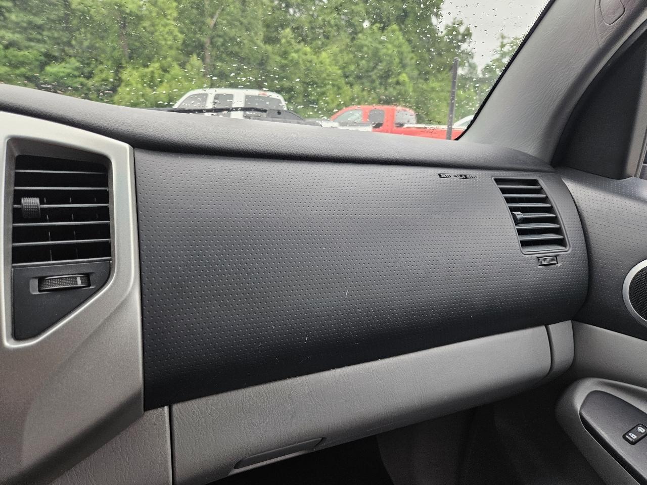 Toyota Tacoma PreRunner Double Cab V6 Auto 2WD 2013