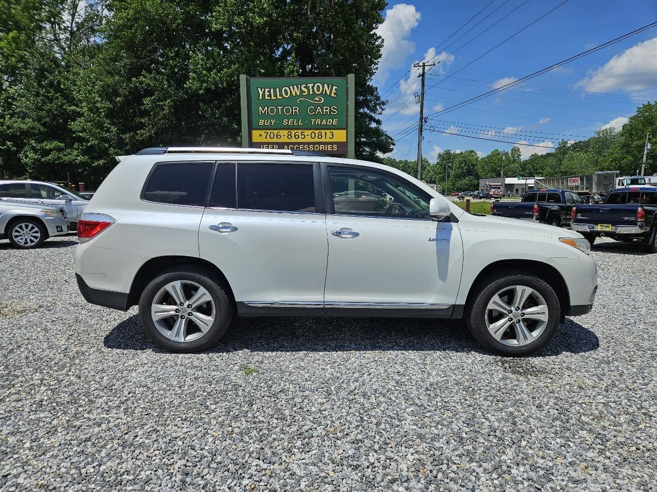 Toyota Highlander Limited 2WD 2012