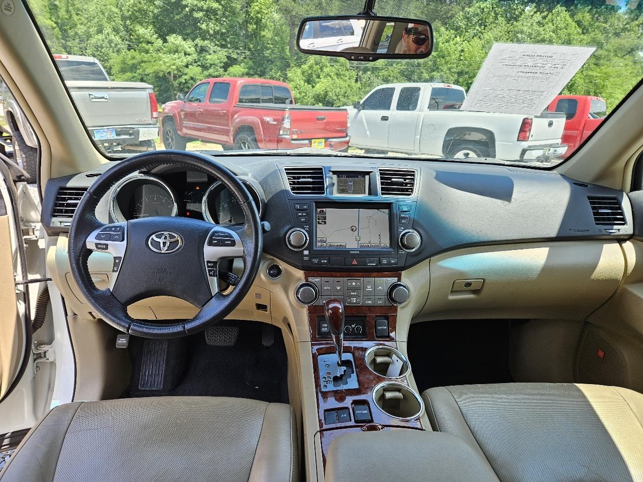 Toyota Highlander Limited 2WD 2012