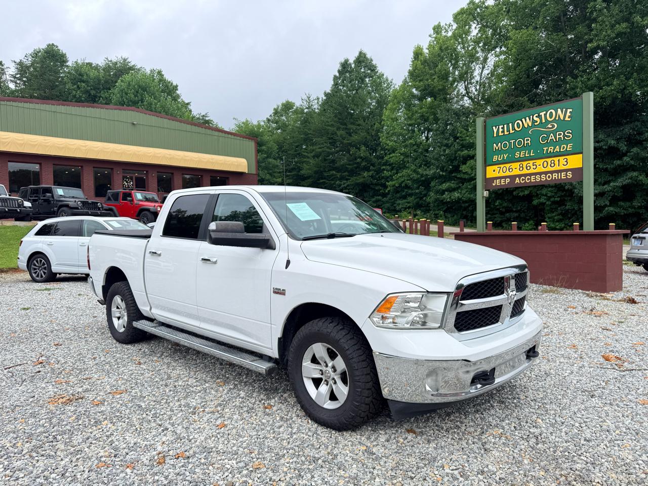 RAM 1500 SLT Crew Cab SWB 4WD 2017