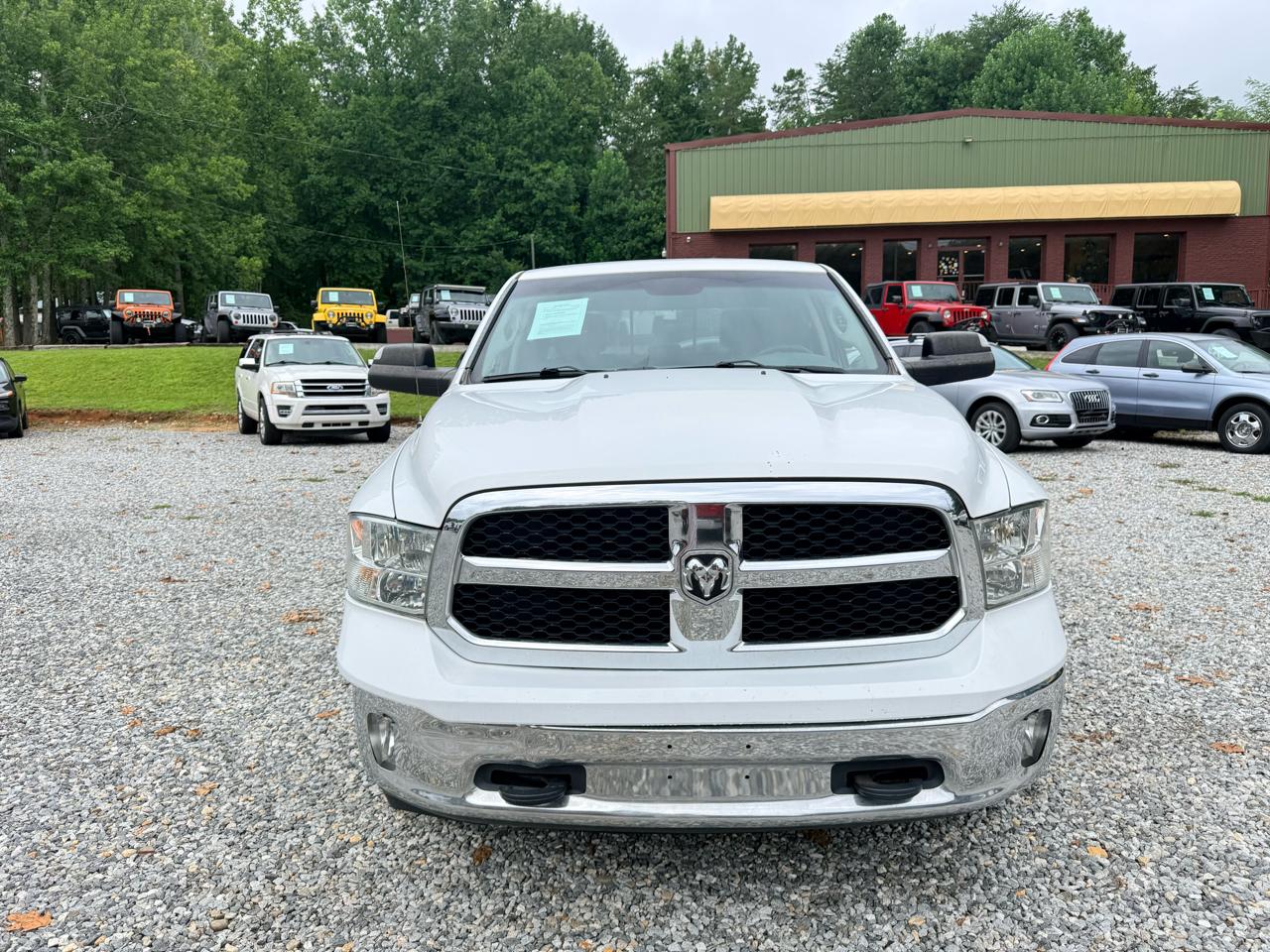 RAM 1500 SLT Crew Cab SWB 4WD 2017